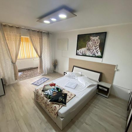 Apartment Darvys Galac Kültér fotó